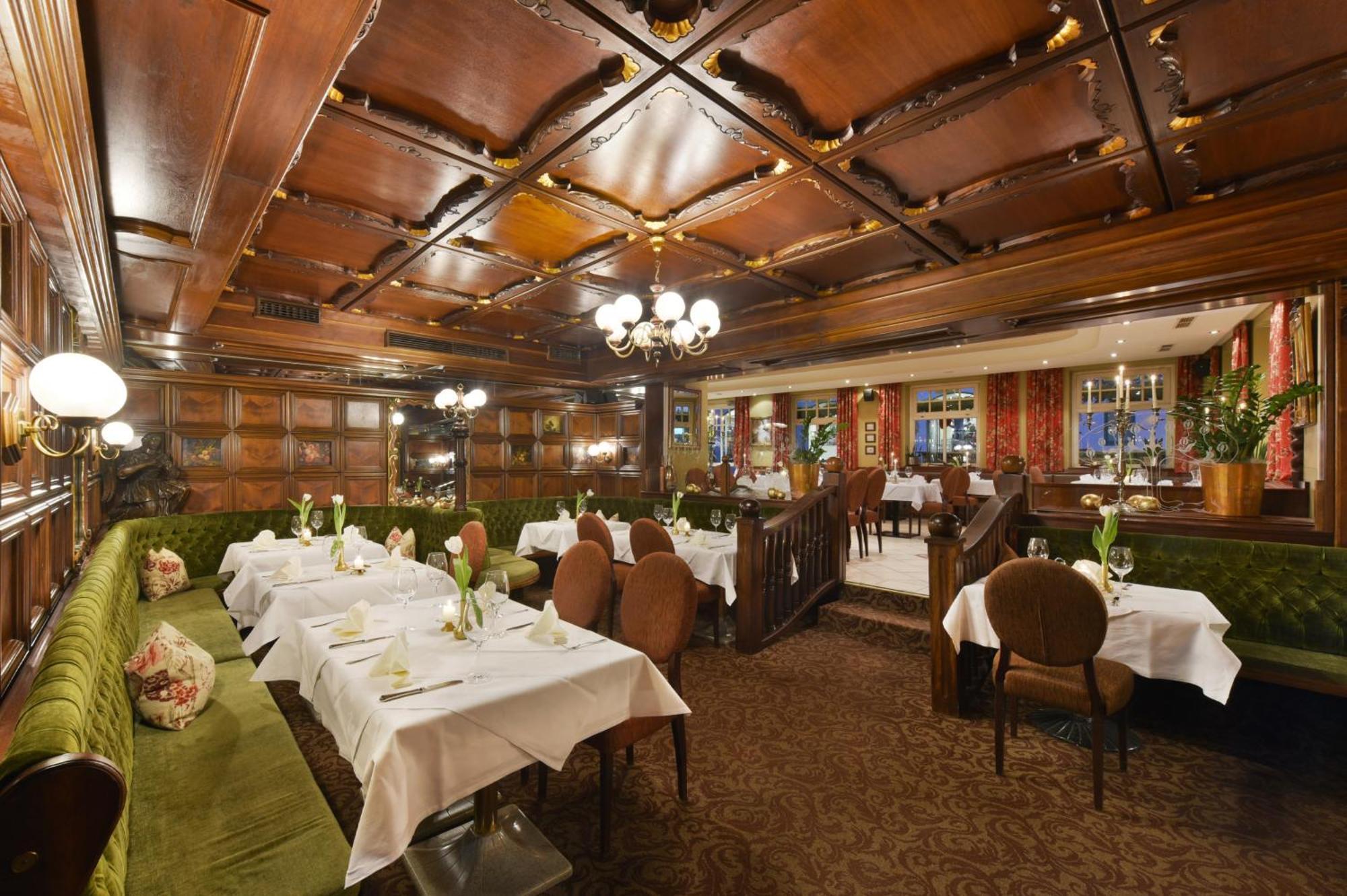 Cella Central Historic Boutique Hotel Zell am See Ngoại thất bức ảnh